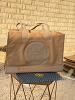 حقيبة إيلا من توري بورش توت باق