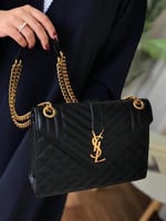 حقيبه اسود سالوران