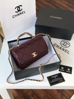 حقيبة شانيلCHANEL عنابي مستر كوالتي