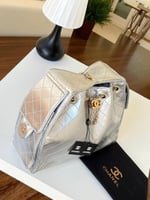 حقيبة شانيل موديل 25 سلفر