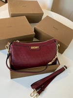 حقيبة دكني DKNY ألوان