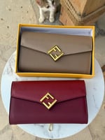 حقيبة فندي FENDI بيج