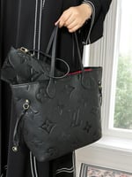 حقيبة لوي فيتون توت باق اسود