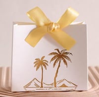 ١٠اكياس هدايا اليوم الوطني