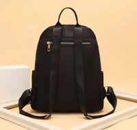 حقيبة سوداء