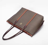 حقيبة فاخرة