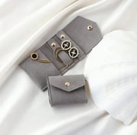 بوكس الوردة الرمادية