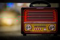 راديو متنقل قابل لشحن 005T