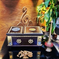 صندوق بخور عود مع مبخر لون بني