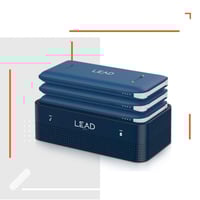 LEAD منصة شحن هرمي مع مكبر صوت بقوة 3 وات