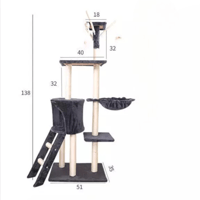 خداشة للقطط وسط مع بيت و اللعاب