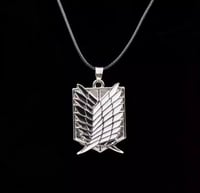 قلادة هجوم العمالقة | Attack on titan