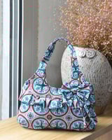 حقيبه بنات صغيرة ، خفيفة وأنيقه ..