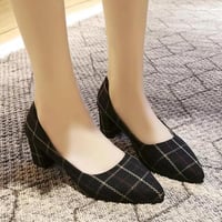 حذاء أنيق بكعب مريح متوسط الإرتفاع