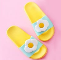 شبشب بتصميم لطيف ومريح ،