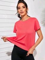 بلوزة رياضي انيقة ومريحة ،