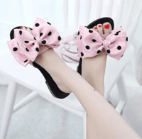 شبشب أنيق وجميل ،