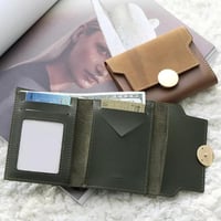 محفظة نسائية من الجلد ، انيقة وجميلة