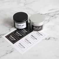 ملصقات للأسر المنتجة والتوزيعات