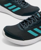 حذاء رياضي من ( اديداس ) الأصلي