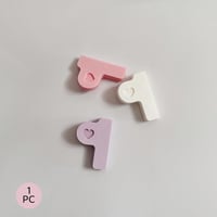 مثبت حصيرة كاميو 3