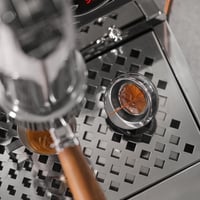 مرآة متابعة عملية استخلاص القهوة MHW-3BOMBER | MHW...