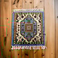 قطعة سجاد كشميري صناعة يدوي 30*30 تقريبا