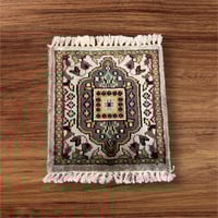 قطعة سجاد كشميري صناعة يدوي 30*30 تقريبا