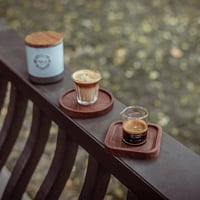 قاعدة أكواب خشبية صغيرة - من خشب MHW-3BOMBER