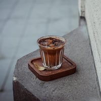 قاعدة أكواب خشبية صغيرة - من خشب MHW-3BOMBER