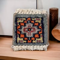 قطعة سجاد كشميري صناعة يدوي 14*14 تقريبا