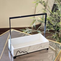 ستاند توزيعات معدني ذهبي