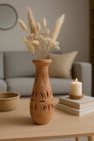 فازة فخار تراثية مفرغة بتصميم عربي أنيق