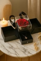 بوكس ورد محفوظ فاخر مع درج