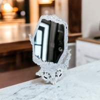 مرآة ذات جهتين