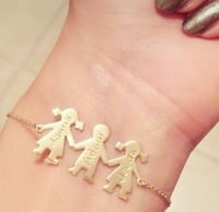 اسوارة العائلة