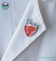 بروش قلب معدني