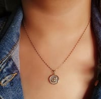 سلاسل الأحرف العربية الأنيقة باللون الذهبي (N527).