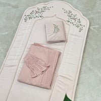 طقم صلاة ملكي وردي