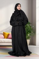 أسود