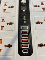 توصيلة 6في6 تحتوي على 6مخارج كهرباء و5منافذ شحن ذك...