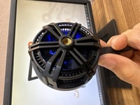 مروحة تبريد و تثليج وشاحن لاسلكي للاجهزه الداعمه ب...