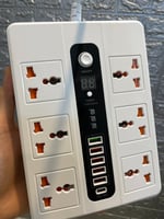 توصيلة 6في6 تحتوي على 6مخارج كهرباء و5منافذ شحن ذك...