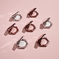 فنتي بيوتي -اضاءة هايلاتير بودرة دايموند بومب -روز...