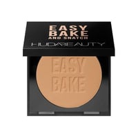 بودرة ايزي بيك المضغوطة لتفتيح البشرة وتثبيت المكي...