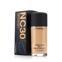 كريم أساس سائل ستوديو فكس من ماك - 30مل NC30