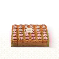 كيكة العسل السعودية بنكهه الهيل والتمر وجوز البيكا...