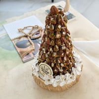 صينية ريزن ذهبي ( تمر محشي 2 كيلو هرم )