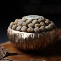 صينية ريزن ذهبي معمول الحجازي - 1 كيلو و 50 غرام