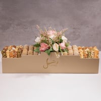 بوكس الفخامة (صينية مدرجة معمول وبيتيفور )